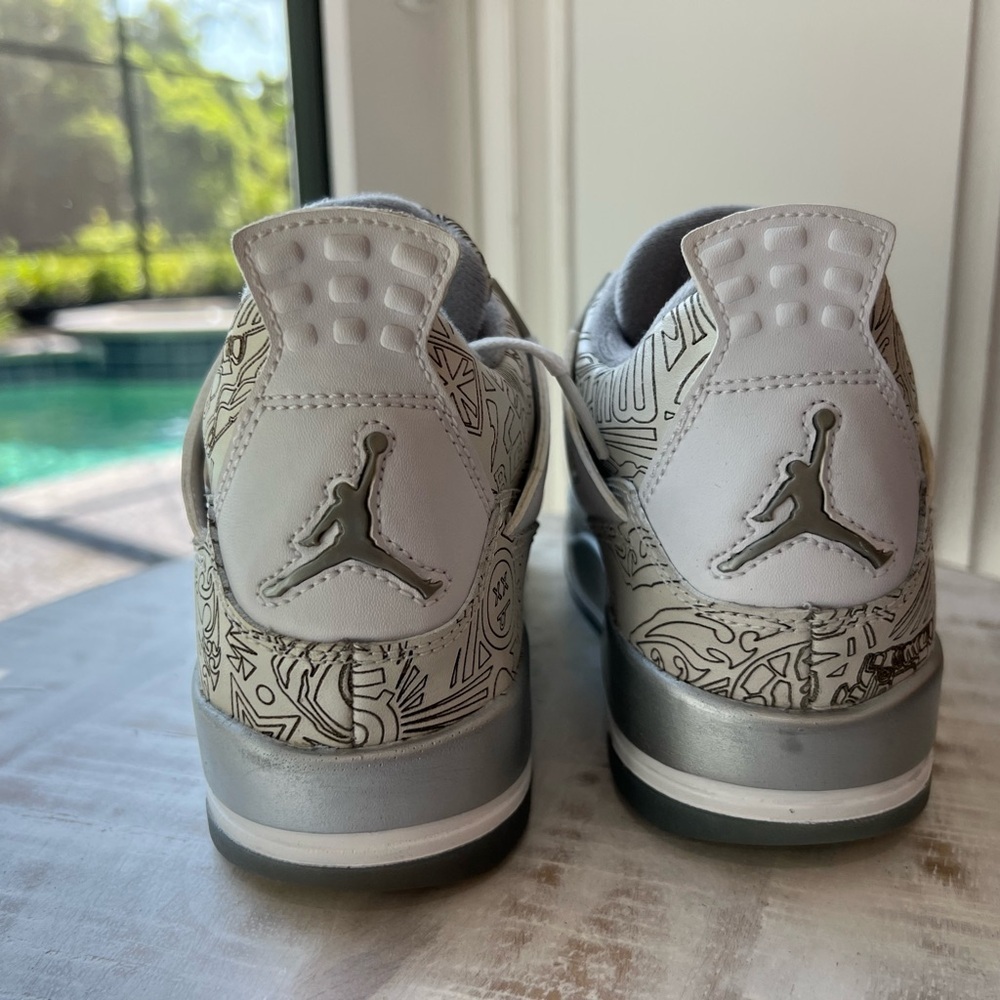 Nike Air Jordan 4 Laser 4y Sneakers - Picture 3 of 11